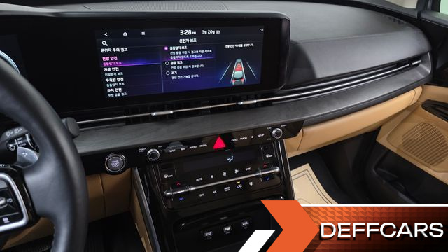 Kia CARNIVAL 9-Seater Noblesse купить на сайте DeffCars