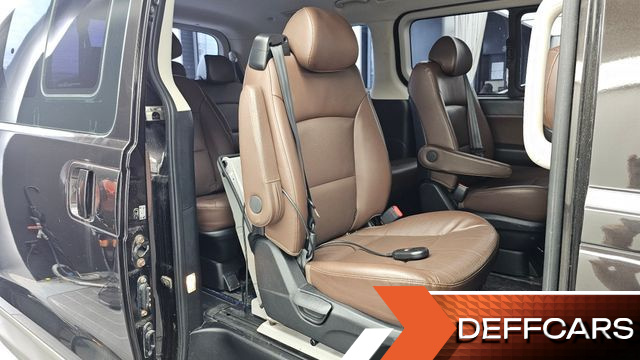 Hyundai STAREX Urban 9-Seater Exclusive купить на сайте DeffCars