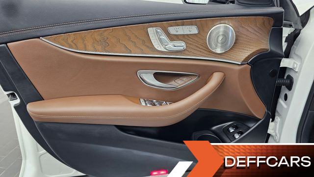 Mercedes E-CLASS E300e 4MATIC Exclusive купить на сайте DeffCars