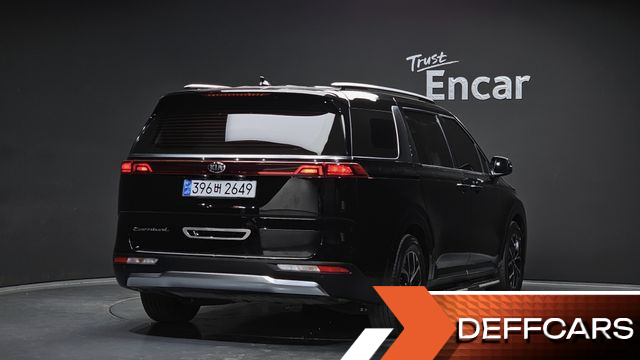 Kia CARNIVAL 9-Seater Signature купить на сайте DeffCars