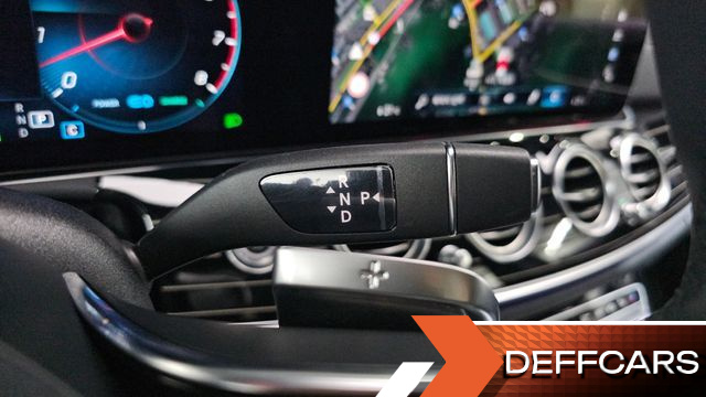 Mercedes E-CLASS E450 4MATIC Exclusive купить на сайте DeffCars