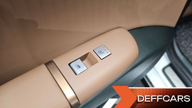 Hyundai GRANDEUR 2,5 Gasoline 2WD Calligraphy купить на сайте DeffCars