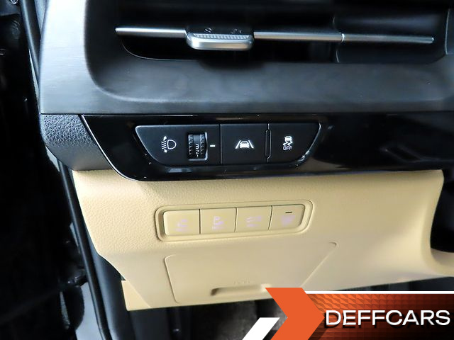 Kia CARNIVAL 7-Seater Noblesse купить на сайте DeffCars