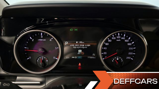 Kia CARNIVAL 9-Seater Prestige купить на сайте DeffCars