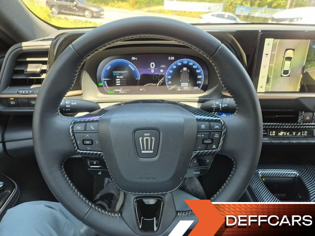 Toyota CROWN 2.5 4WD Hybrid купить на сайте DeffCars
