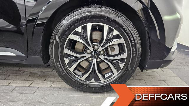 Kia CARNIVAL 9-Seater Noblesse купить на сайте DeffCars