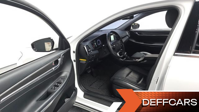 Hyundai GRANDEUR 2.4 Exclusive Special купить на сайте DeffCars