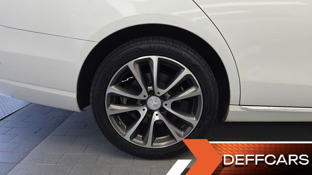 Mercedes E-CLASS E300 4MATIC Avnatgarde купить на сайте DeffCars