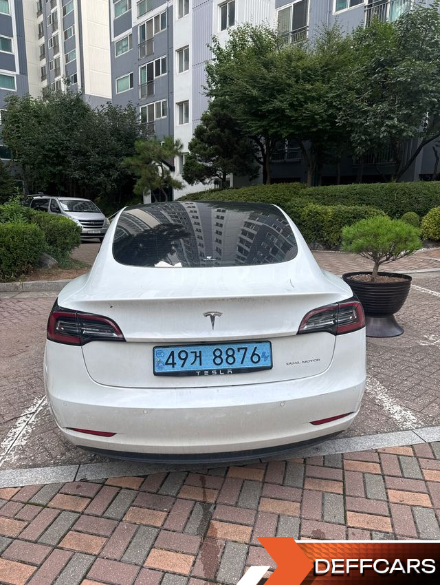 Tesla MODEL 3 Long Range AWD купить на сайте DeffCars