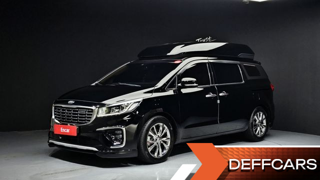 Kia CARNIVAL 9-Seater Hi-Limousine Noblesse Special купить на сайте DeffCars