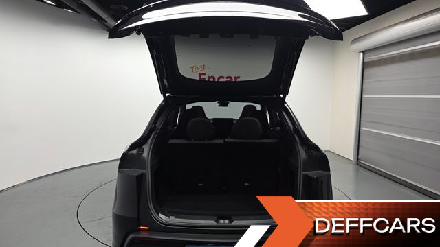 Tesla MODEL Y L Long Range AWD купить на сайте DeffCars