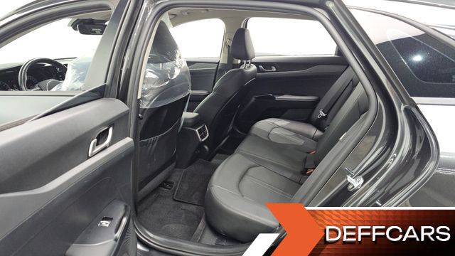 Kia K5 2.0 Prestige купить на сайте DeffCars