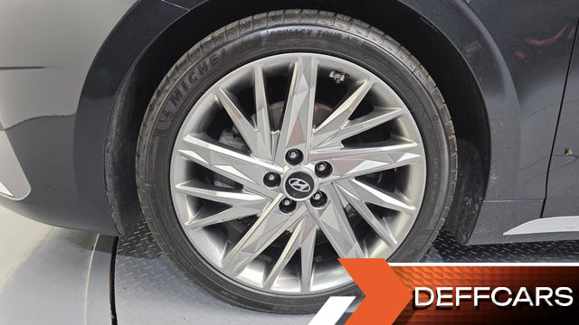 Hyundai GRANDEUR 2.5 Calligraphy купить на сайте DeffCars