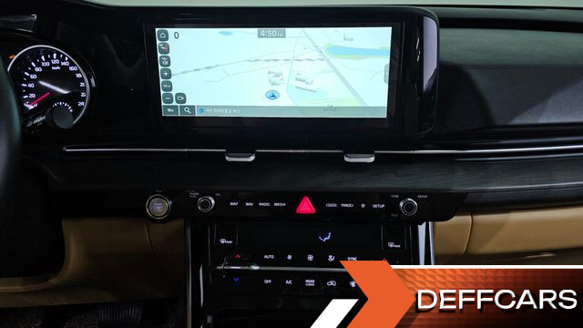 Kia CARNIVAL 9-Seater Noblesse купить на сайте DeffCars