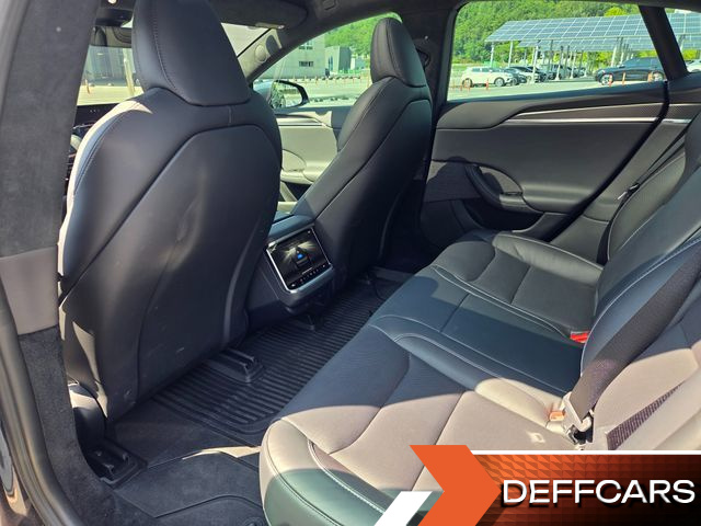 Tesla MODEL S Plaid купить на сайте DeffCars