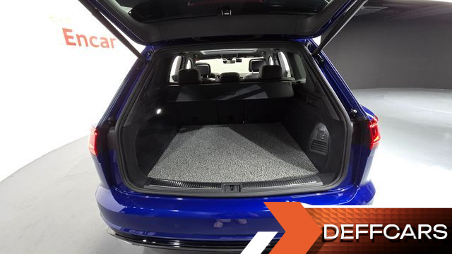Volkswagen TOUAREG 3.0 TDI R-Line купить на сайте DeffCars