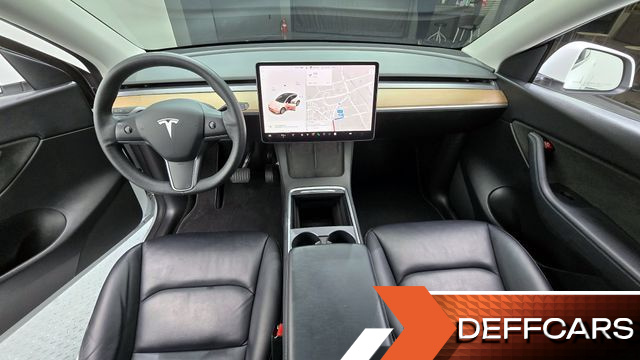 Tesla MODEL Y Long Range AWD купить на сайте DeffCars
