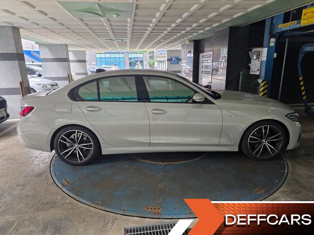 BMW 3-SERIES 320i M Sport купить на сайте DeffCars