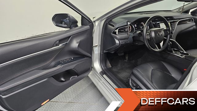Toyota CAMRY 2.5 купить на сайте DeffCars