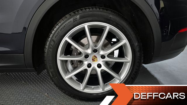 Porsche CAYENNE 3.0 купить на сайте DeffCars