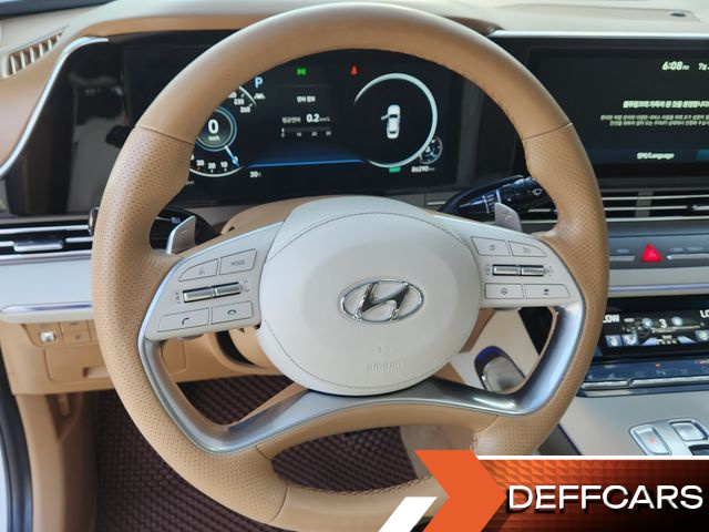 Hyundai GRANDEUR 3.3 Calligraphy купить на сайте DeffCars