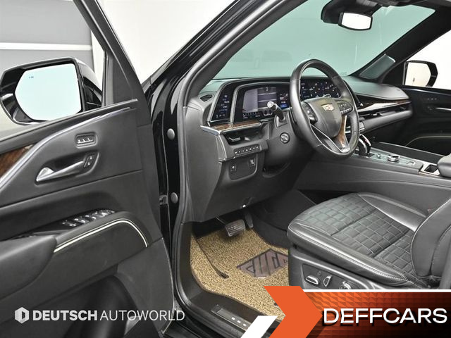 Cadillac ESCALADE 6.2 Sports Platinum купить на сайте DeffCars