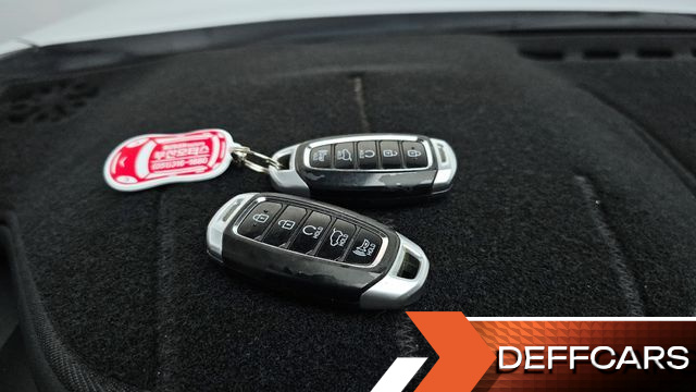 Hyundai SANTAFE Gasoline 2.0T 2WD Exclusive купить на сайте DeffCars