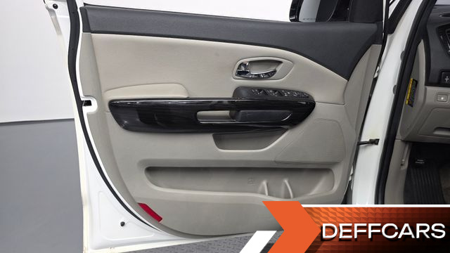 Kia CARNIVAL 9-Seater Prstige купить на сайте DeffCars