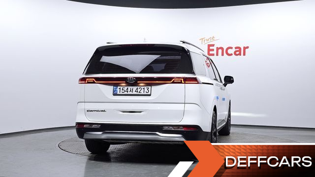 Kia CARNIVAL 9-Seater Noblesse купить на сайте DeffCars