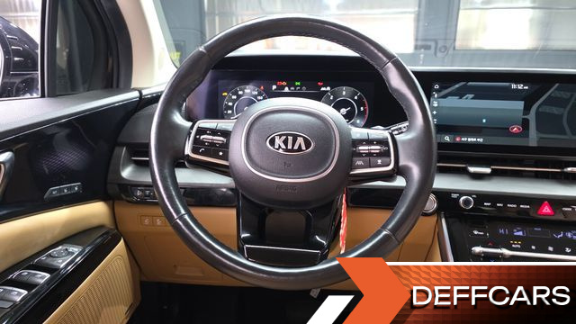 Kia CARNIVAL 9-Seater Signature купить на сайте DeffCars