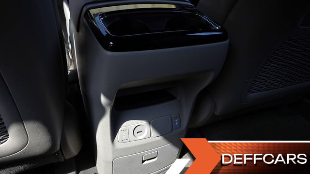 Kia CARNIVAL 9-Seater Prstige купить на сайте DeffCars