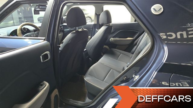 Hyundai VENUE 1.6 Flux купить на сайте DeffCars