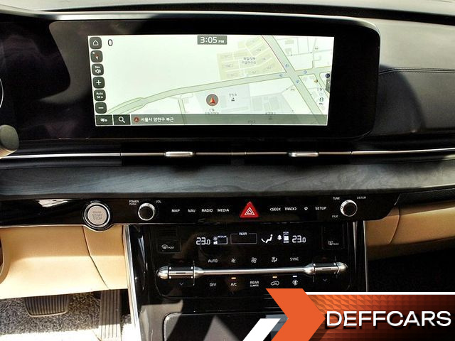 Kia CARNIVAL Gasoline 9-Seater Signature купить на сайте DeffCars