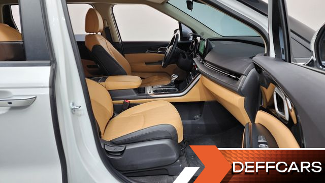 Kia CARNIVAL 9-Seater Prestige купить на сайте DeffCars