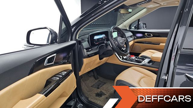 Kia CARNIVAL 9-Seater Signature купить на сайте DeffCars