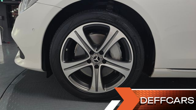 Mercedes E-CLASS E300 4MATIC Avnatgarde купить на сайте DeffCars