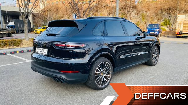 Porsche CAYENNE 3.0 E-Hybrid купить на сайте DeffCars
