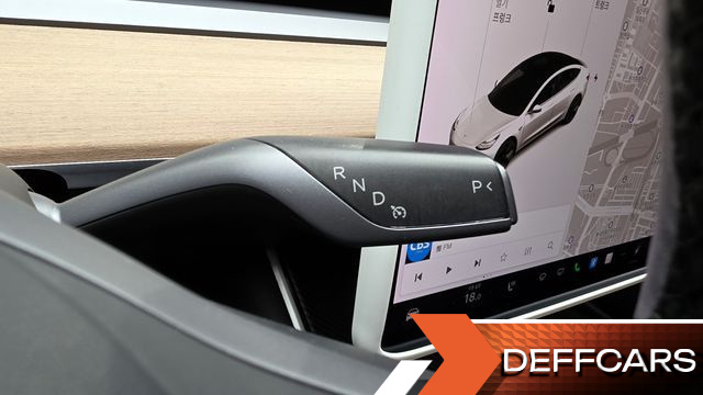 Tesla MODEL 3 Standard Range Plue RWD купить на сайте DeffCars
