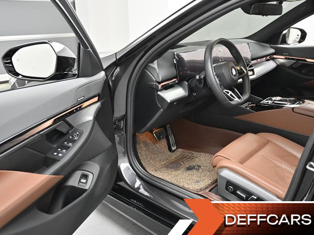 BMW 5-SERIES 530i xDrive M Sport купить на сайте DeffCars