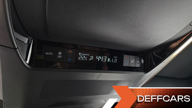 Toyota ALPHARD 2.5 HEV Executive AWD купить на сайте DeffCars