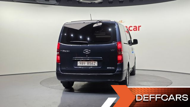 Hyundai STAREX Van 5-Seater Smart купить на сайте DeffCars