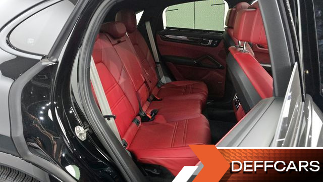 Porsche CAYENNE 3.0 COUPE PLATINUM EDITION купить на сайте DeffCars