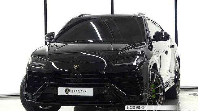 Lamborghini URUS 4.0 V8 S купить на сайте DeffCars