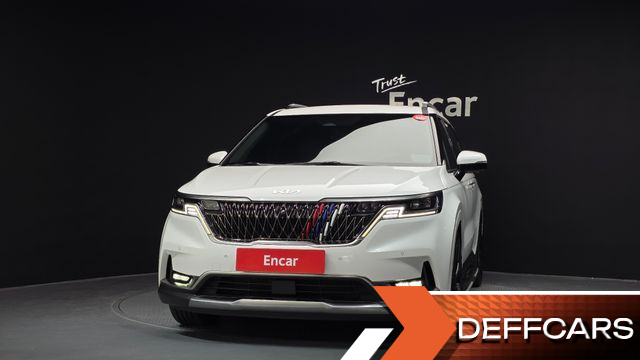 Kia CARNIVAL Gasoline 7-Seater Signature купить на сайте DeffCars