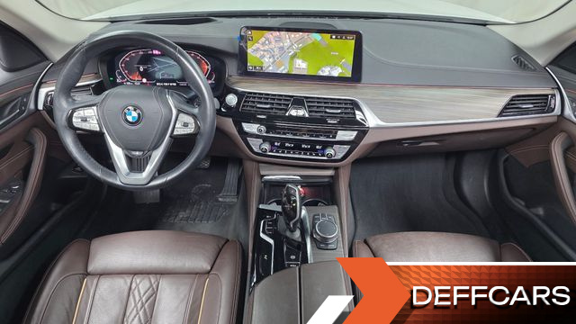 BMW 5-SERIES 523d xDrive Luxury купить на сайте DeffCars