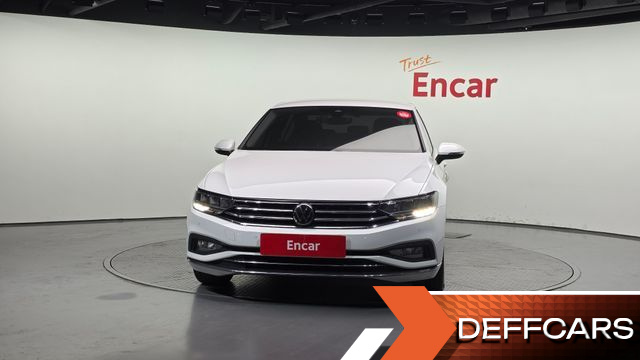 Volkswagen PASSAT 2.0 TDI Premium купить на сайте DeffCars