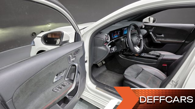 Mercedes A-CLASS AMG A35 4MATIC Sedan купить на сайте DeffCars