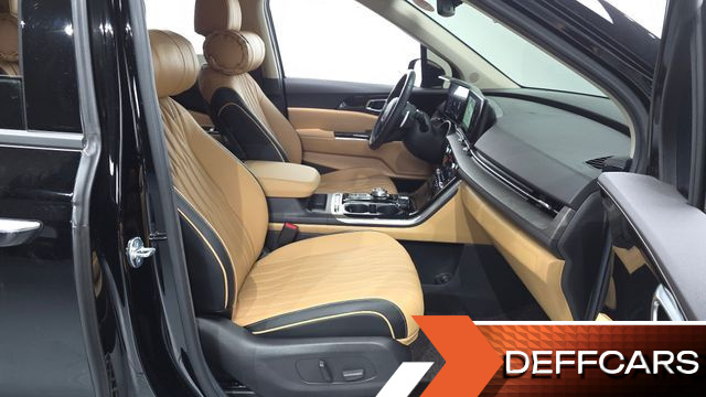 Kia CARNIVAL 9-Seater Noblesse купить на сайте DeffCars