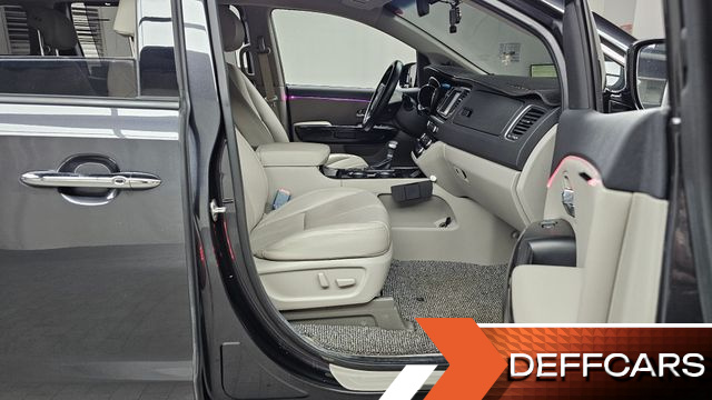 Kia CARNIVAL 9-Seater Noblesse Special купить на сайте DeffCars