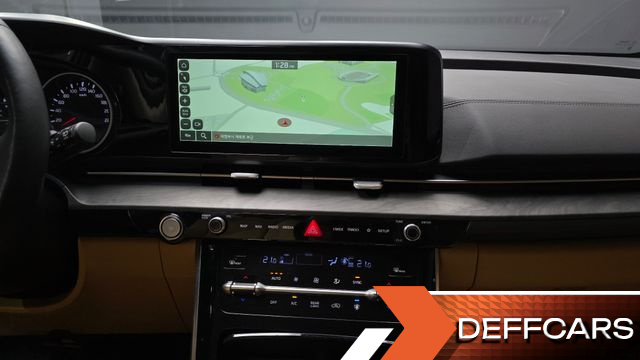 Kia CARNIVAL 9-Seater Noblesse купить на сайте DeffCars